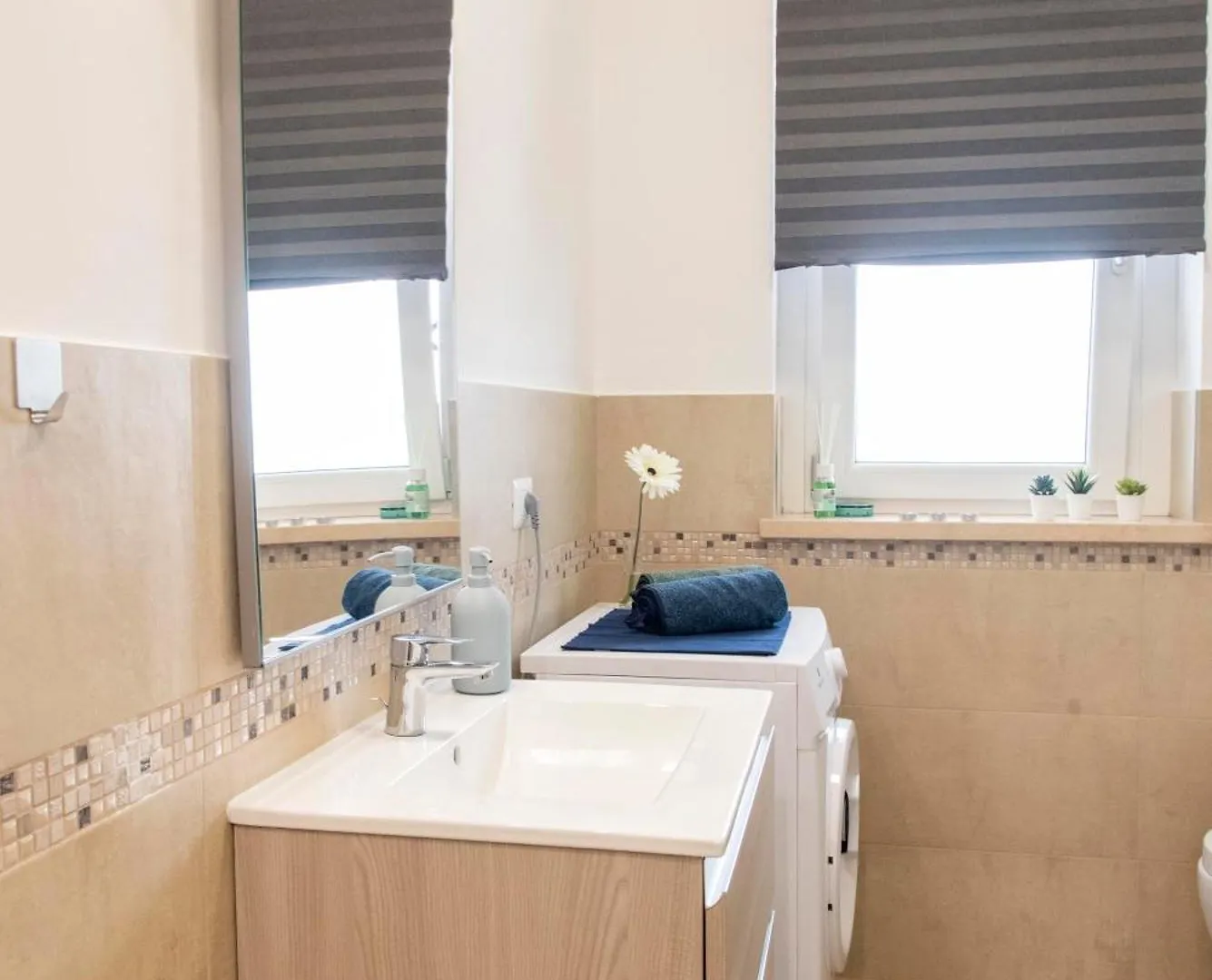 Kamchu Residence: Via Dei Laghi - Apt #R15 Ciampino Apartment