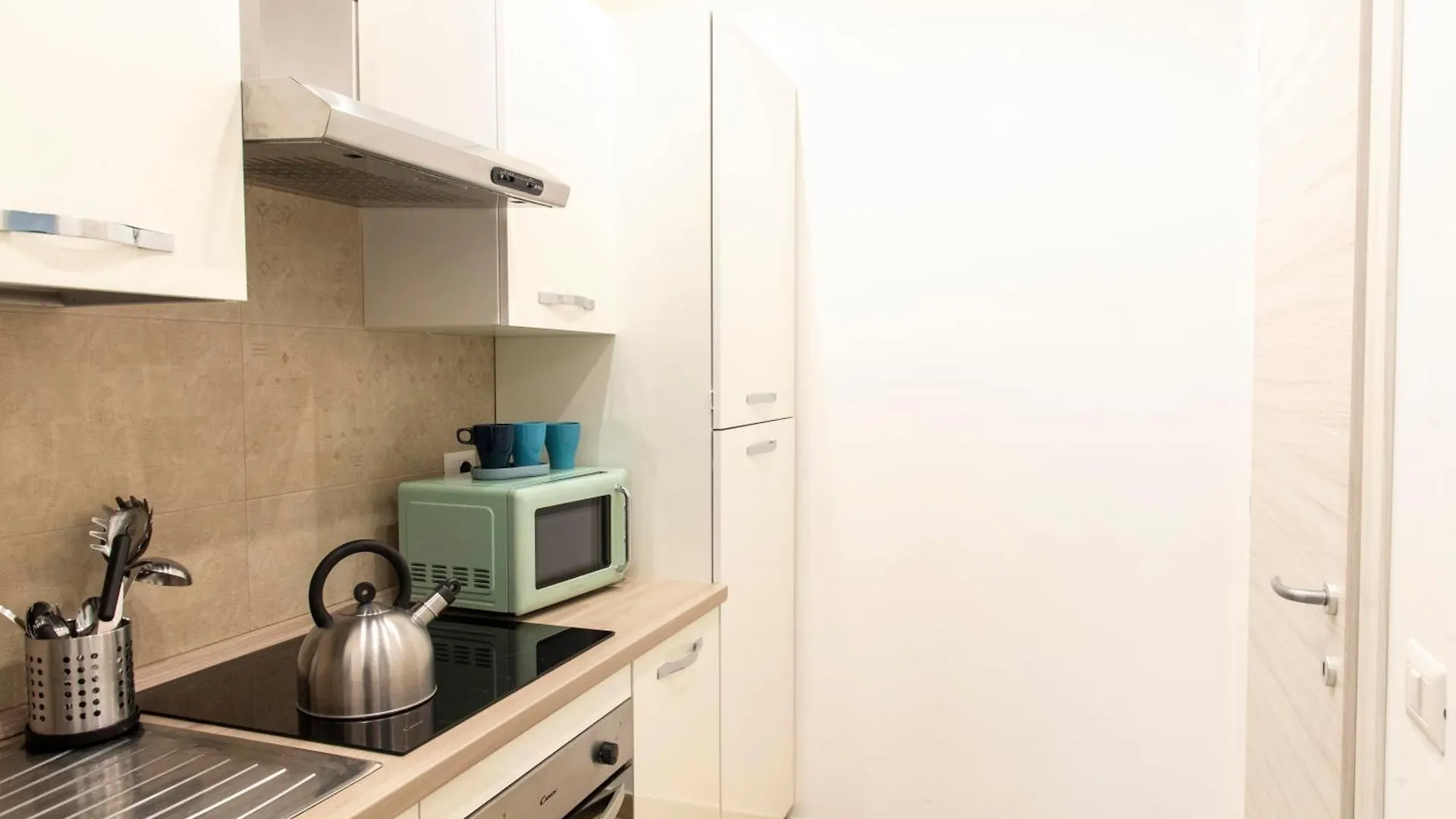 Apartment Kamchu Residence: Via Dei Laghi - Apt #R15 Ciampino Italy